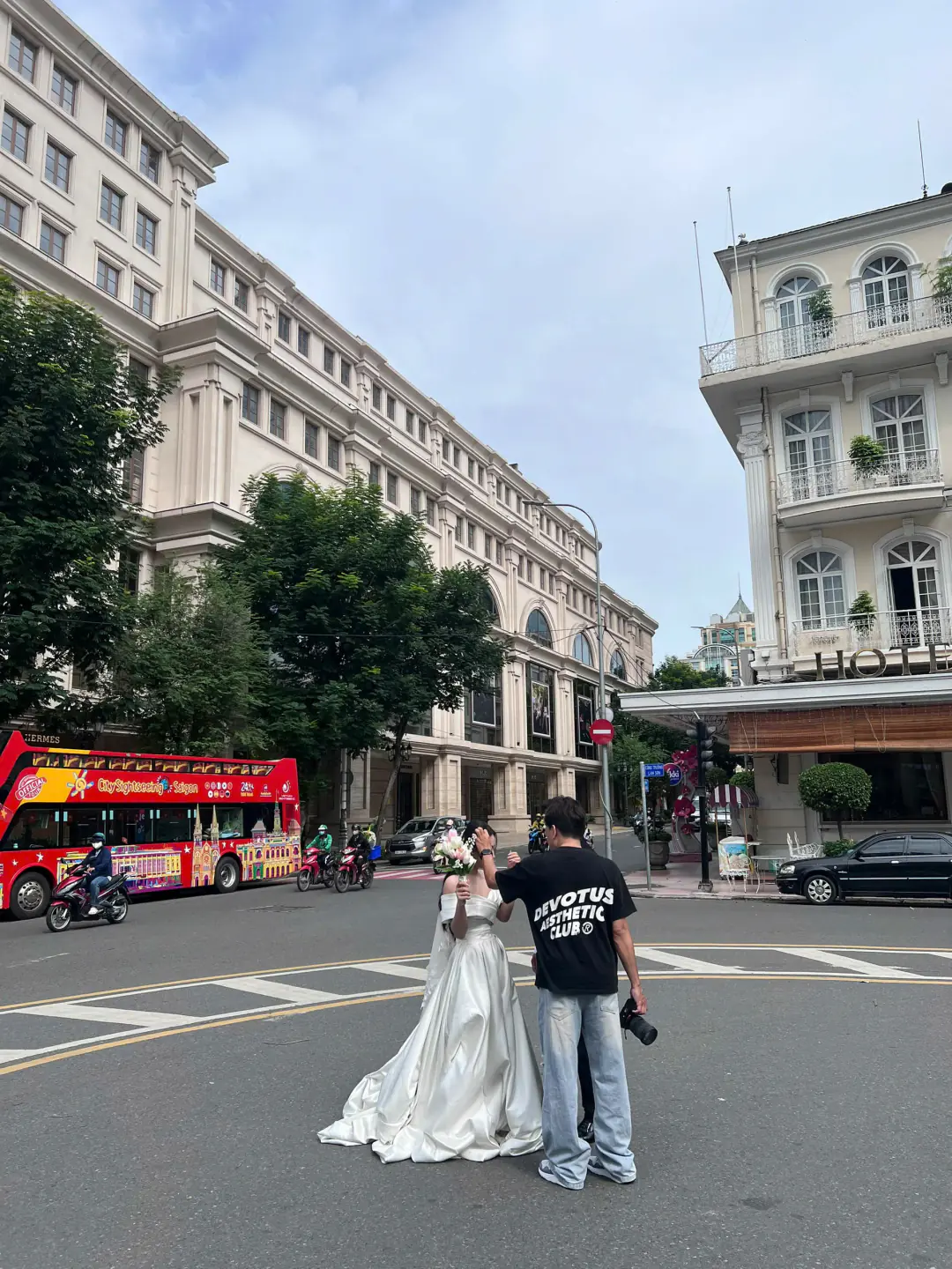 Chọn bối cảnh giữa phố Sài Gòn