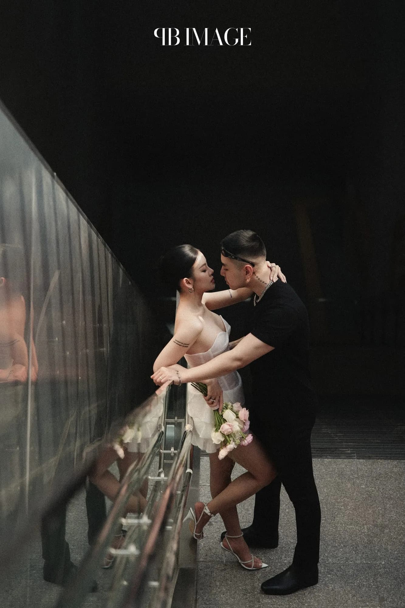 Wedding photo at Saigon Street Style – District 2 – PhatBo Photography
